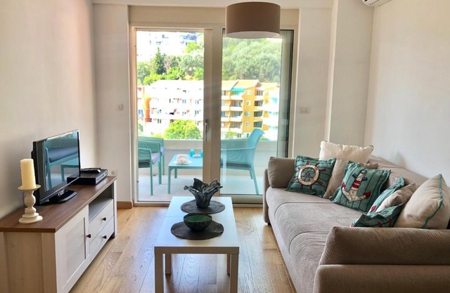 Marina Residence