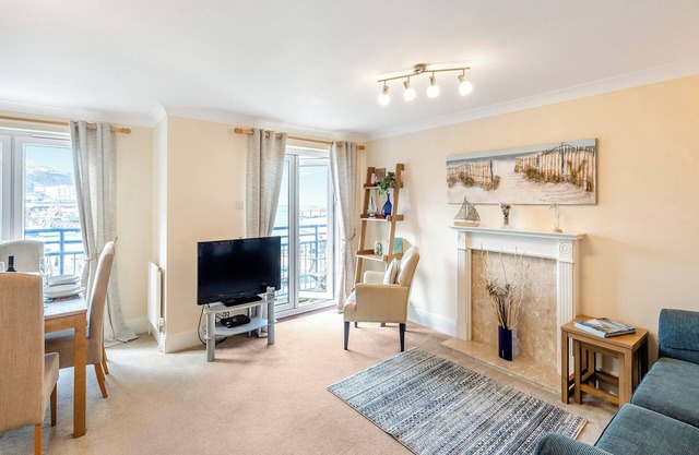 Marina views at this spacious and stylish apartment.