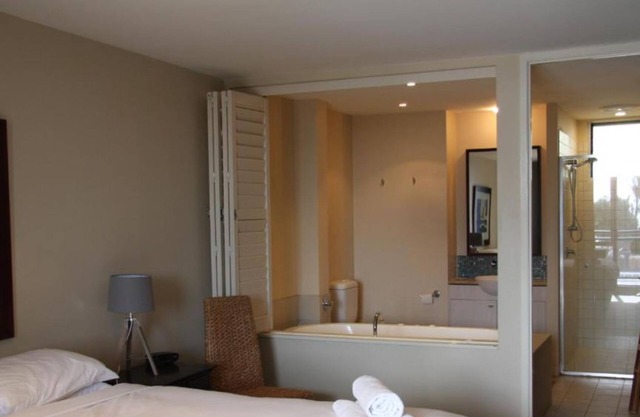 Marine Boutique Studio - Ocean View