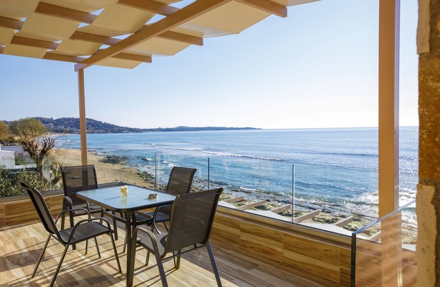 Maritinas Apartment Sea View, Katakolon, Greece