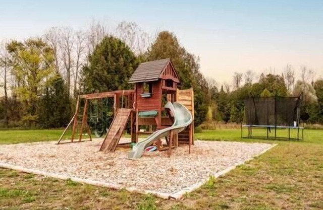 Markdale Farmhouse Retreat Lower 1 Bed