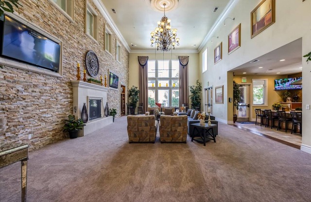 Marketing in Reno With 2 Bedrooms and 2 Bathrooms