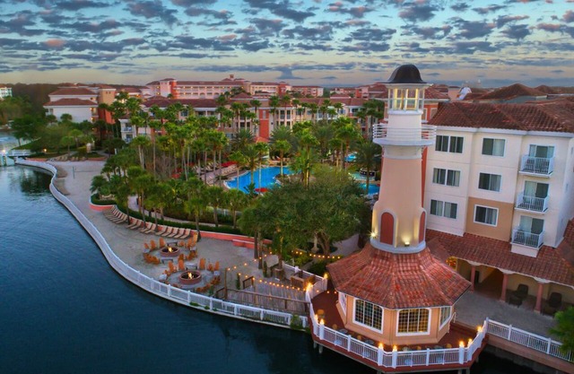 Marriott's Grande Vista Luxury Villa 2 Bedrooms, 2 Bathrooms, Balcony, Sleeps 8