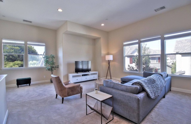 Marvelous San Jose 3BR w/Backyard, nr Tech Companies, by Blueground