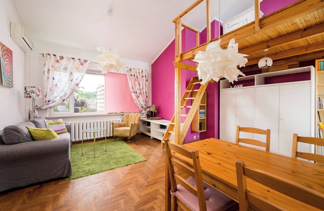 Marymont Apartment with Mezzanine