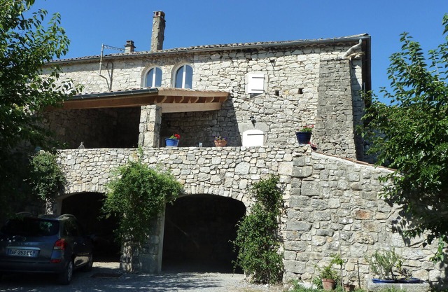 Mas Ardéchois de Caractère