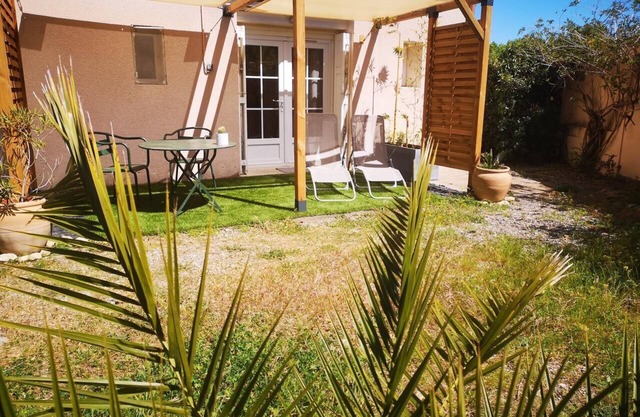 Mas Paret Studio with terrace mountain view in 1ha property