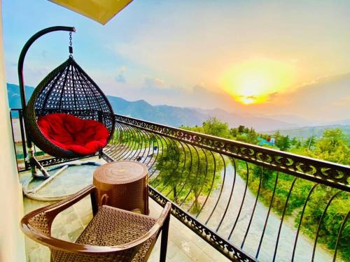 Mashobra Valley with Balcony
