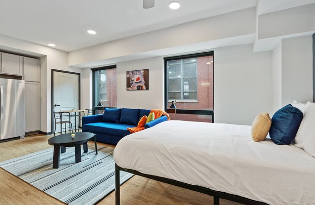 Mass w parking lounge & roof deck #15 | Cozysuites