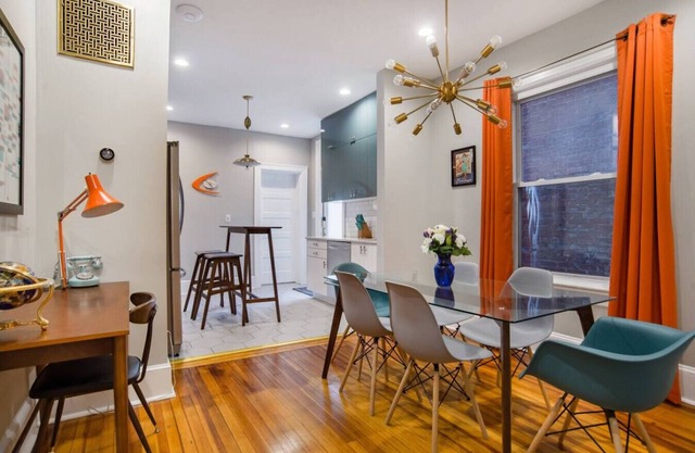 Massive 6BR & 4BA Private Duplex Townhouse Central