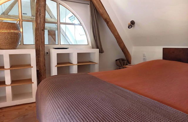 Master suit at "Maison Silleron". Breakfast included.5*