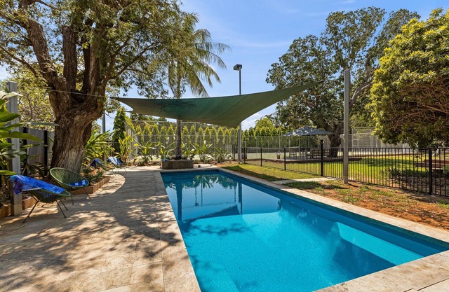 McDaniel House heritage house with pool and tennis court STRA6725QIIHTW68