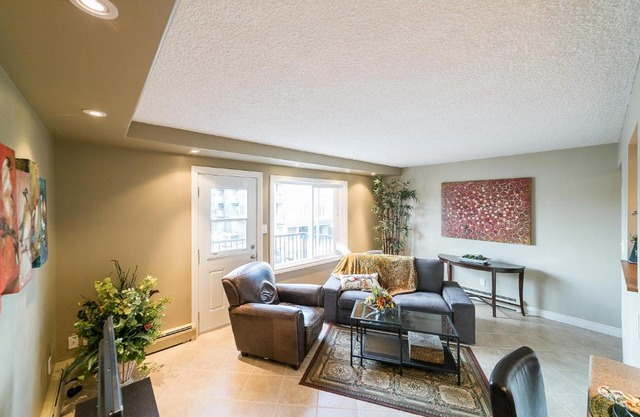 McKinnon Pointe #302