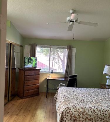 Meadow Harvest Suite with TV and private bathroom
