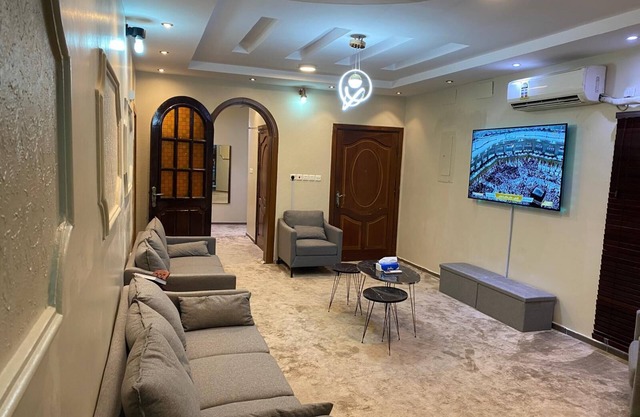 Mecca Room With Transport