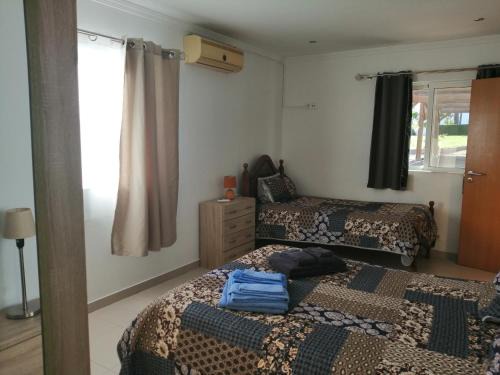 Medronhal Faro EM 520 - 2- casas de férias medronhal