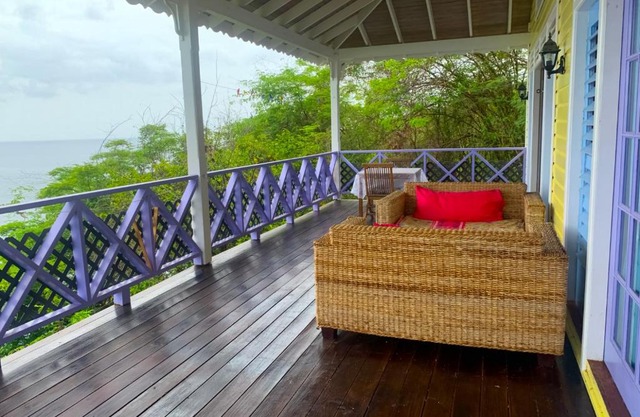 Megan's Bay Cottages