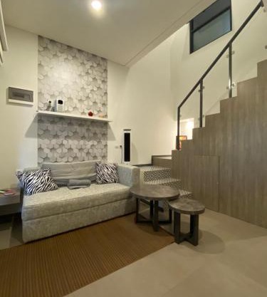 Mely’s Tiny Home
