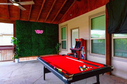 Memorable Vacations 5 stars- 5 min from airport