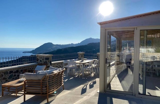 Meraki - Cara luxury apartment with sea views