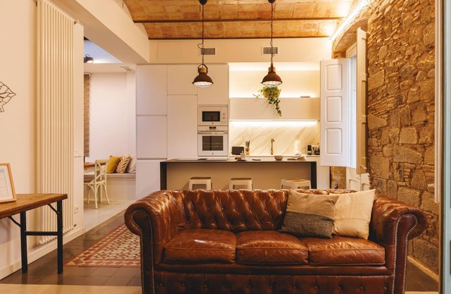 Mercaders 3-1-1 - Holiday Apartment Rental Girona | Bravissimo