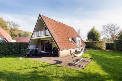 Merel I Rustgevende Accomodatie in Drenthe met omheinde tuin