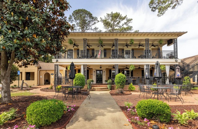 Merry Acres Inn