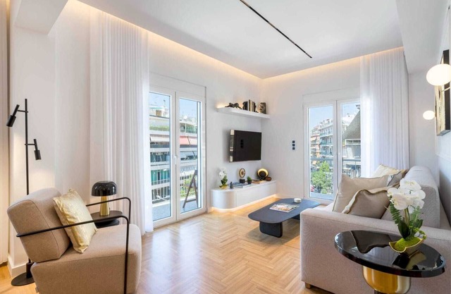Michalakopoulou Corner & Bright Apartment, Luxury