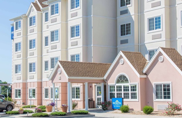 Microtel Inn & Suites by Wyndham Harrisonburg