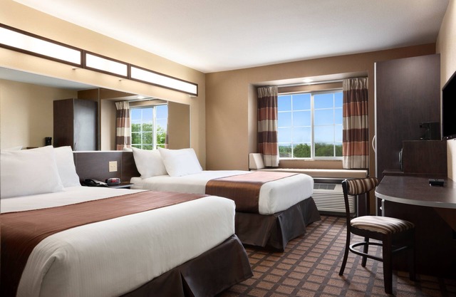 Microtel Inn & Suites by Wyndham Pleasanton