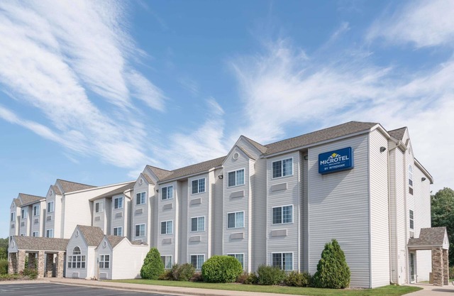 Microtel Inn & Suites by Wyndham Rice Lake