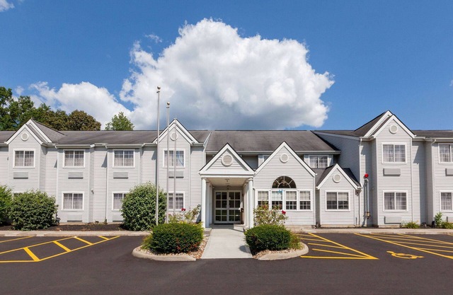 Microtel Inn & Suites by Wyndham Sunbury/Columbus North