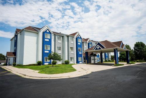 Microtel Inn & Suites Cheyenne