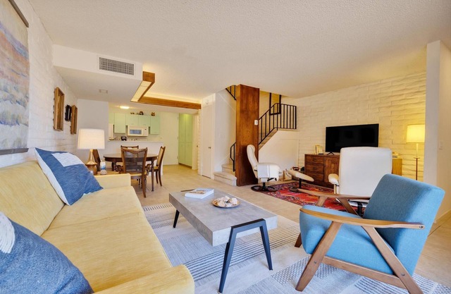 Mid-century 2 story condo in heart of Borrego Springs