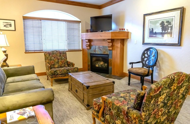 Midway Getaway~Skiing, Hot Spring, Golf - Villa 2031-2