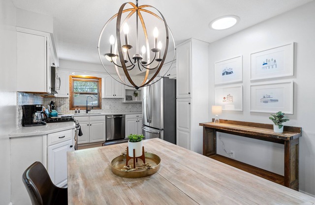 MINNeSTAY* Crystal Lake Clubhouse Modern | Family