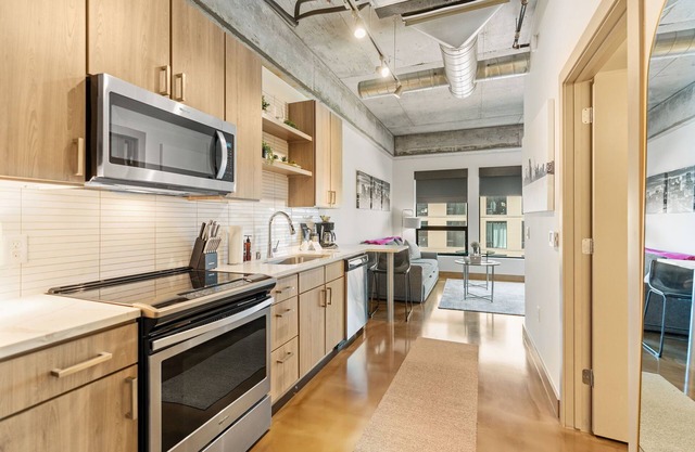 MINNeSTAY* Sable 304 | North Loop | Target Field