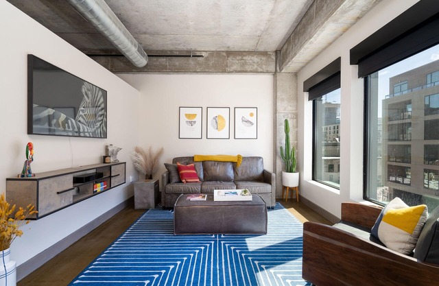 MINNeSTAY* Sable 307 | North Loop