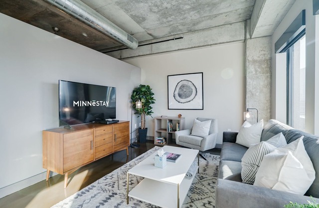 MINNeSTAY* Sable 506 One Bedroom | North Loop