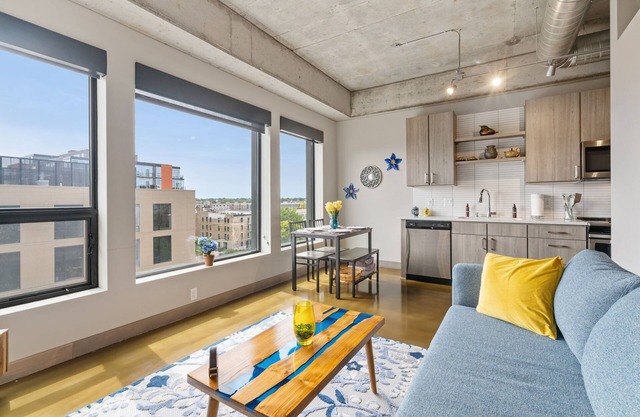 MINNeSTAY* Sable 604 One Bedroom |