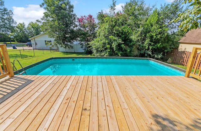Mins to Downtown & Arsenal w/Pool - The Retro Pad