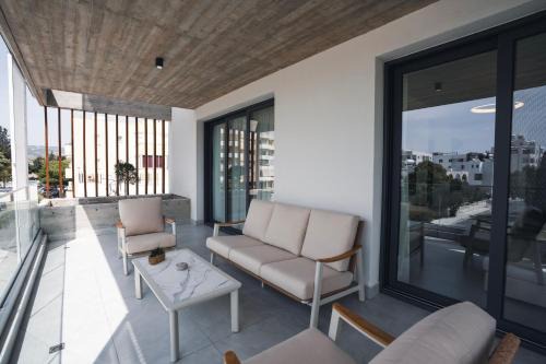 Mira Paphos - 2bdr Apt with Private Terrace