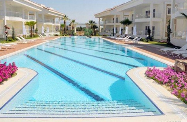 MIRAGE G 1 - beautiful 2 bedroomed ground floor apartment of approx 1000 sq ft