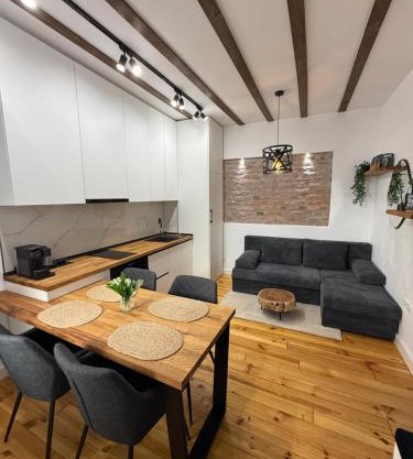 MMA's Apartment - 1 min to Piața Mare
