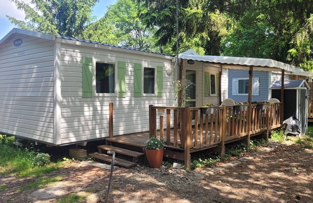 MobileHome VERONA, air-conditioned, TV, WIFI, 15 min from Europa-Park!