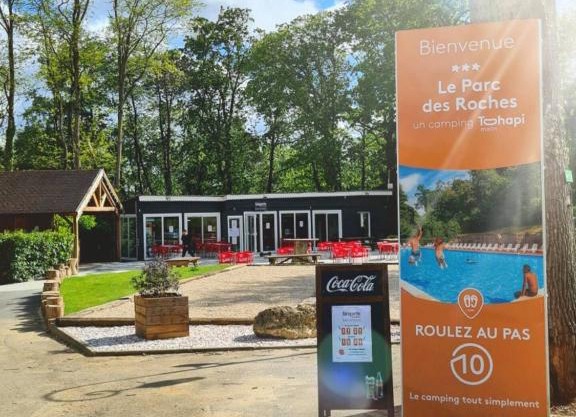 MobilHome 3 chambres 6 personnes Piscine Camping Saint Cheron