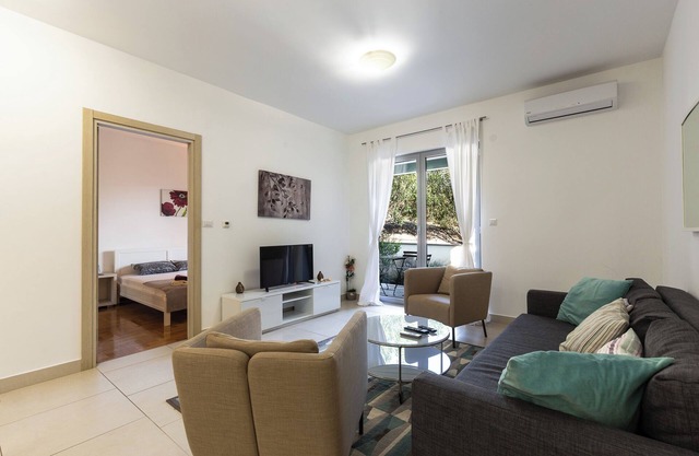 Modern 1BR apartment Lavandernn
