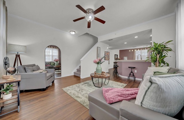 Modern 2-Bed/2-Bath Tampa Apartment: Comfort Meets Convenience for Corporate Travelers