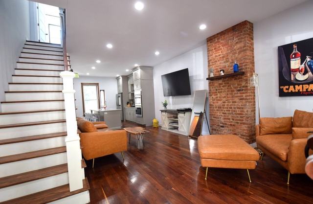 Modern 2 Bedroom Home with Spacious Yard