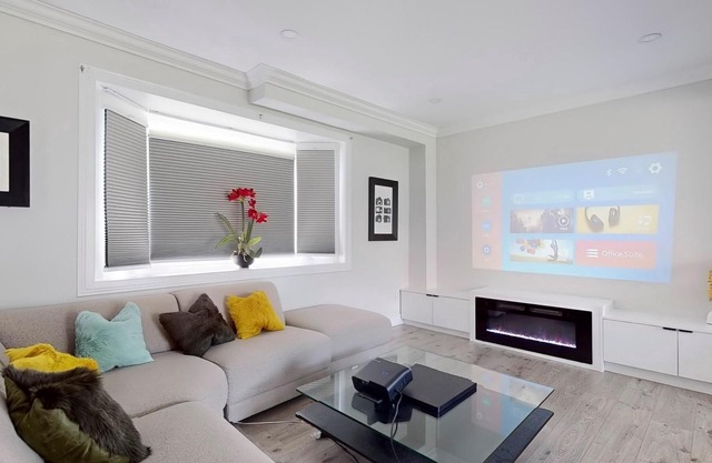 Modern 3 Bedroom 3 washroom @ great location, pet friendly, parking & backyard